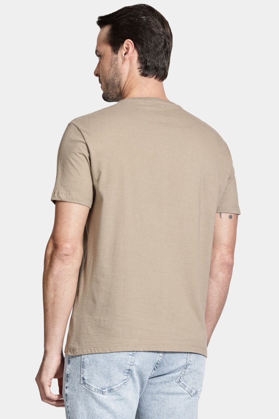 Camiseta Manga Curta Maquinetada Bege — foto 4 de 5
