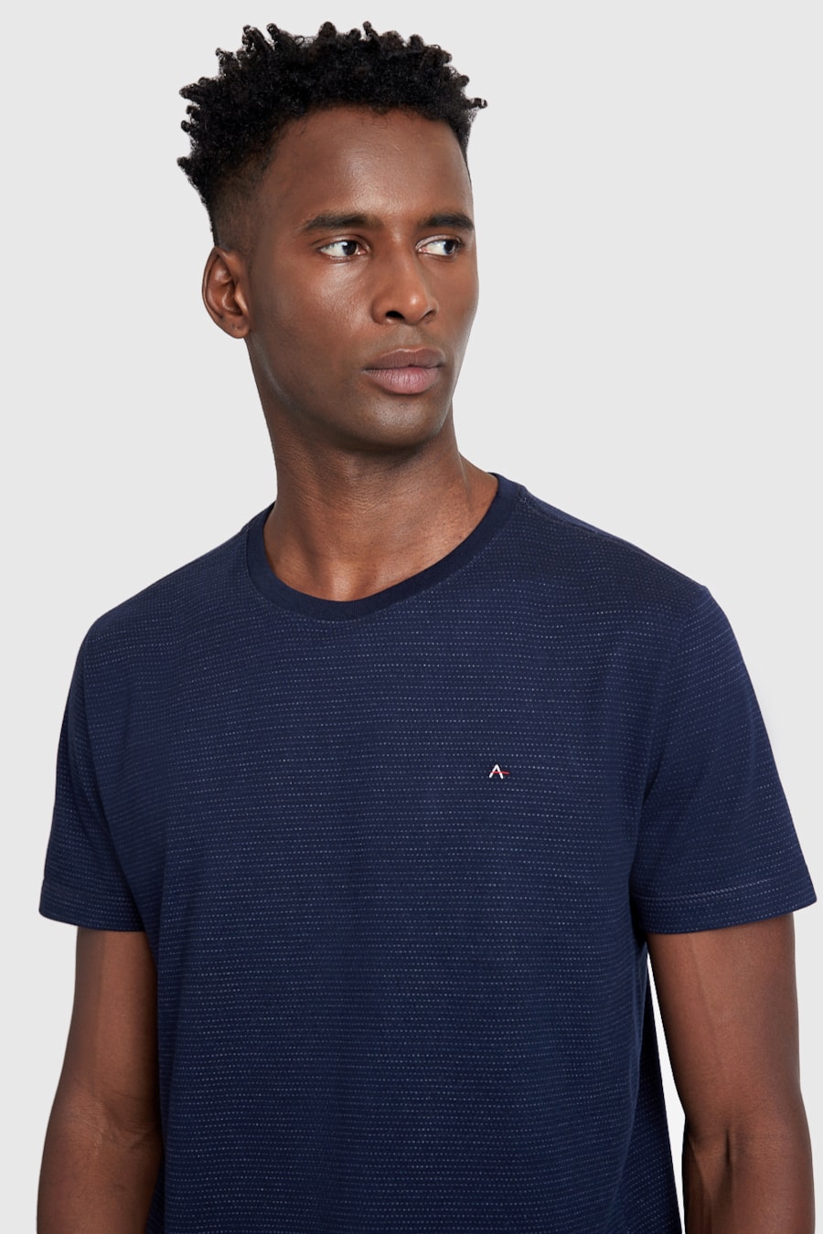 Camiseta Manga Curta Maquinetada Marinho — foto 1 de 2