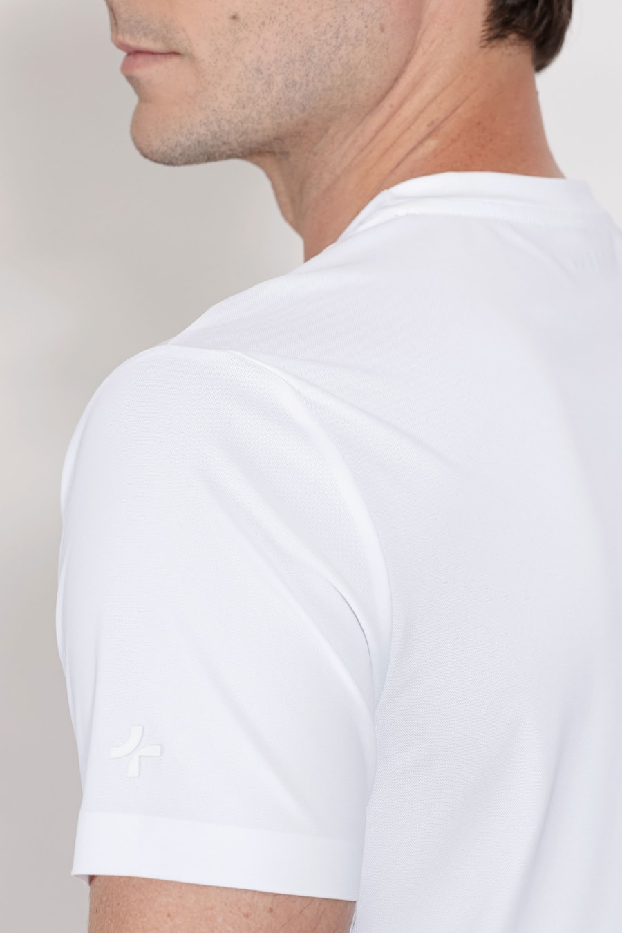 Camiseta Manga Curta Micro Piquet Bonded Branco — foto 3 de 5