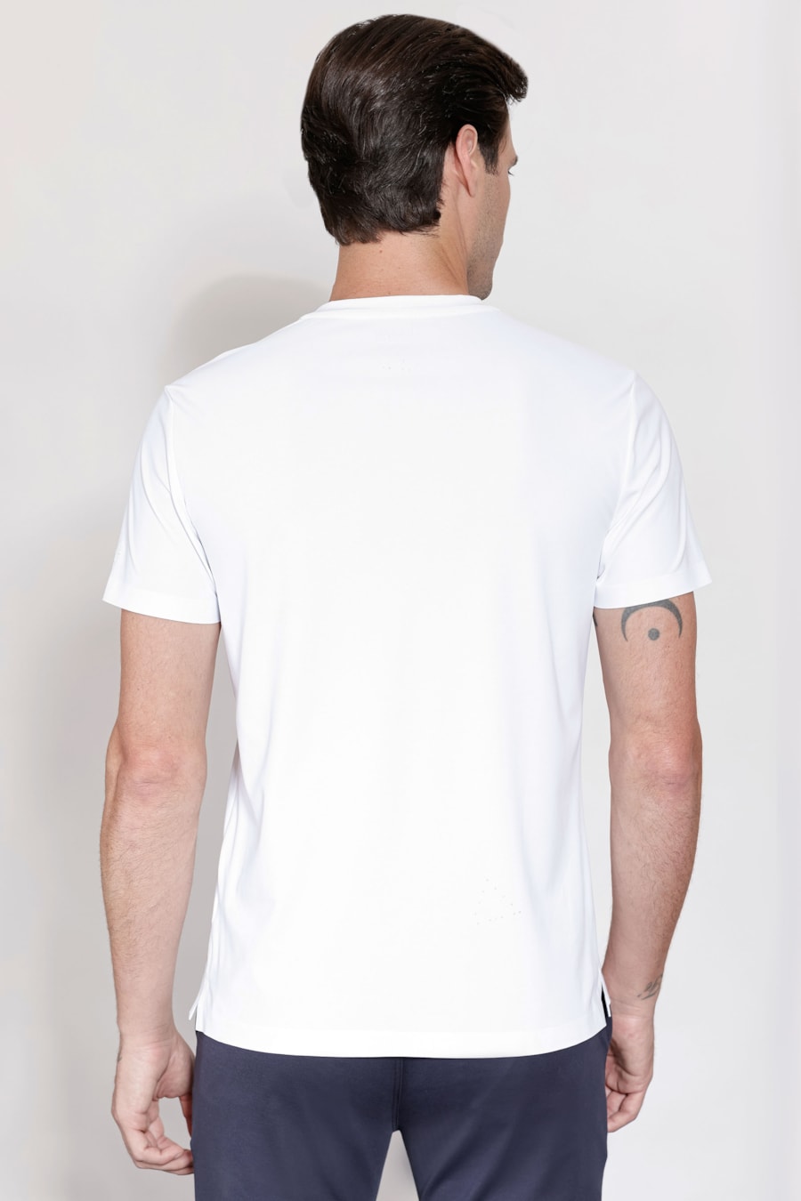 Camiseta Manga Curta Micro Piquet Bonded Branco — foto 4 de 5