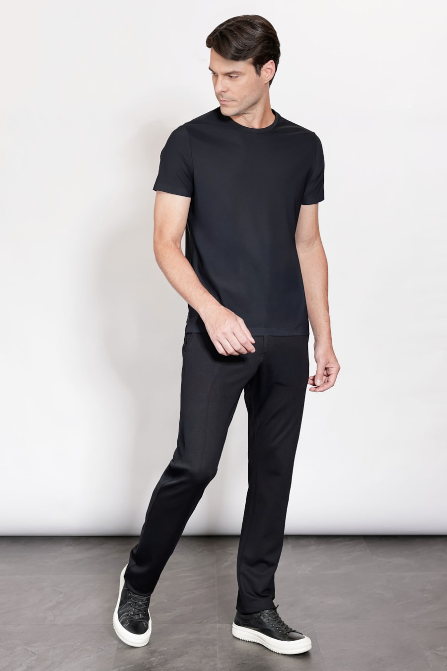 Camiseta Manga Curta Micro Piquet Bonded Preto — foto 2 de 5