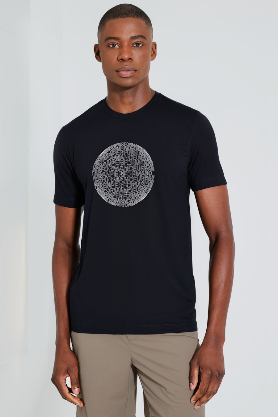 Camiseta Manga Curta Modal Print Global Preto — foto 1 de 5