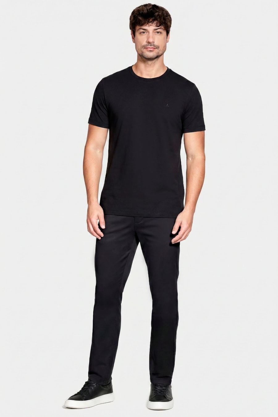 Camiseta Manga Curta New Basic Preto — foto 2 de 5
