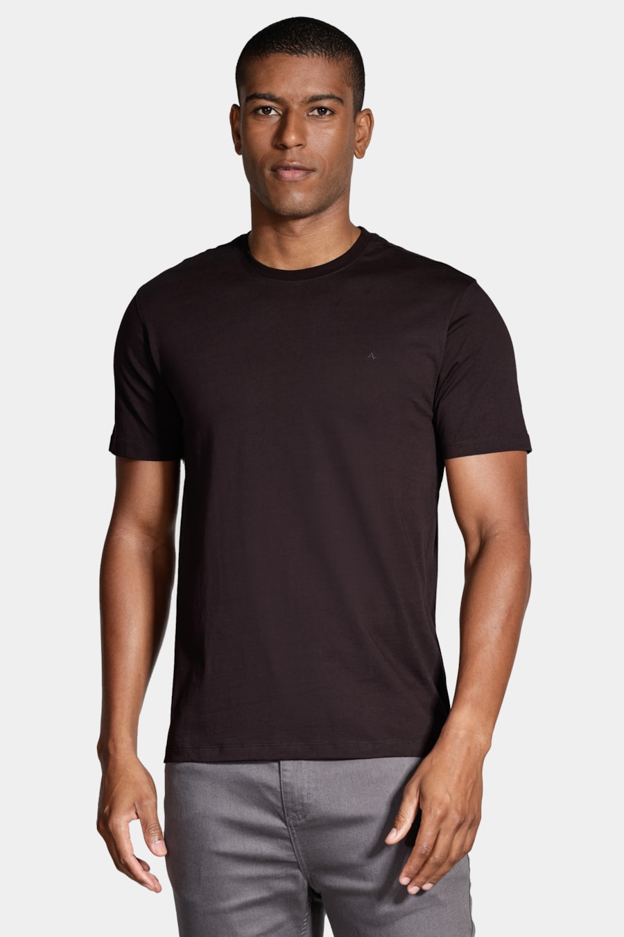 Camiseta Manga Curta New Essencial Preto — foto 1 de 4