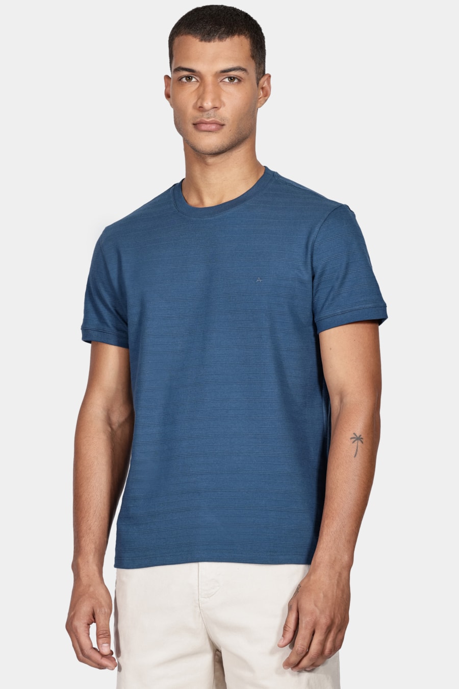 Camiseta Manga Curta New Suedine Azul Petroleo — foto 1 de 5
