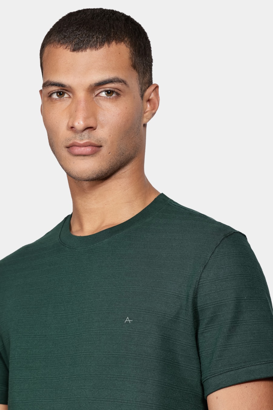 Camiseta Manga Curta New Suedine Verde Floresta — foto 3 de 5