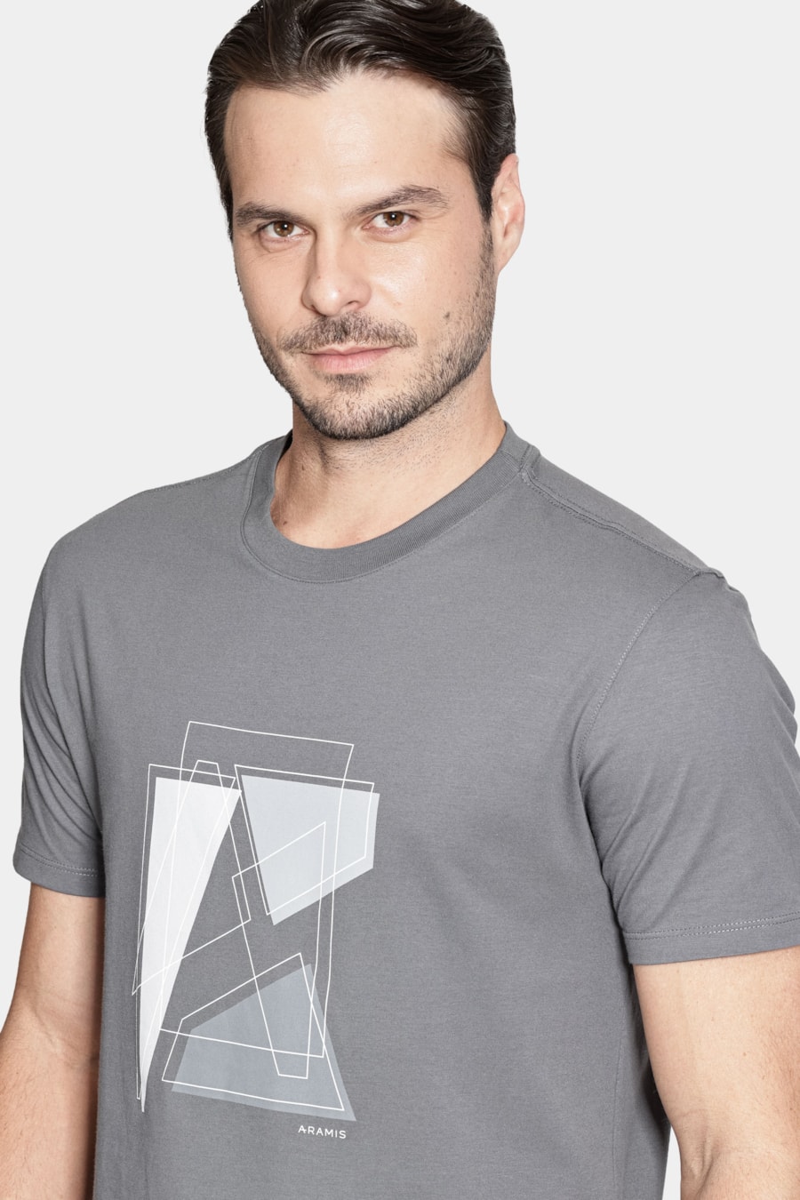 Camiseta Manga Curta Outline Geométrico Cinza Grafite — foto 3 de 4