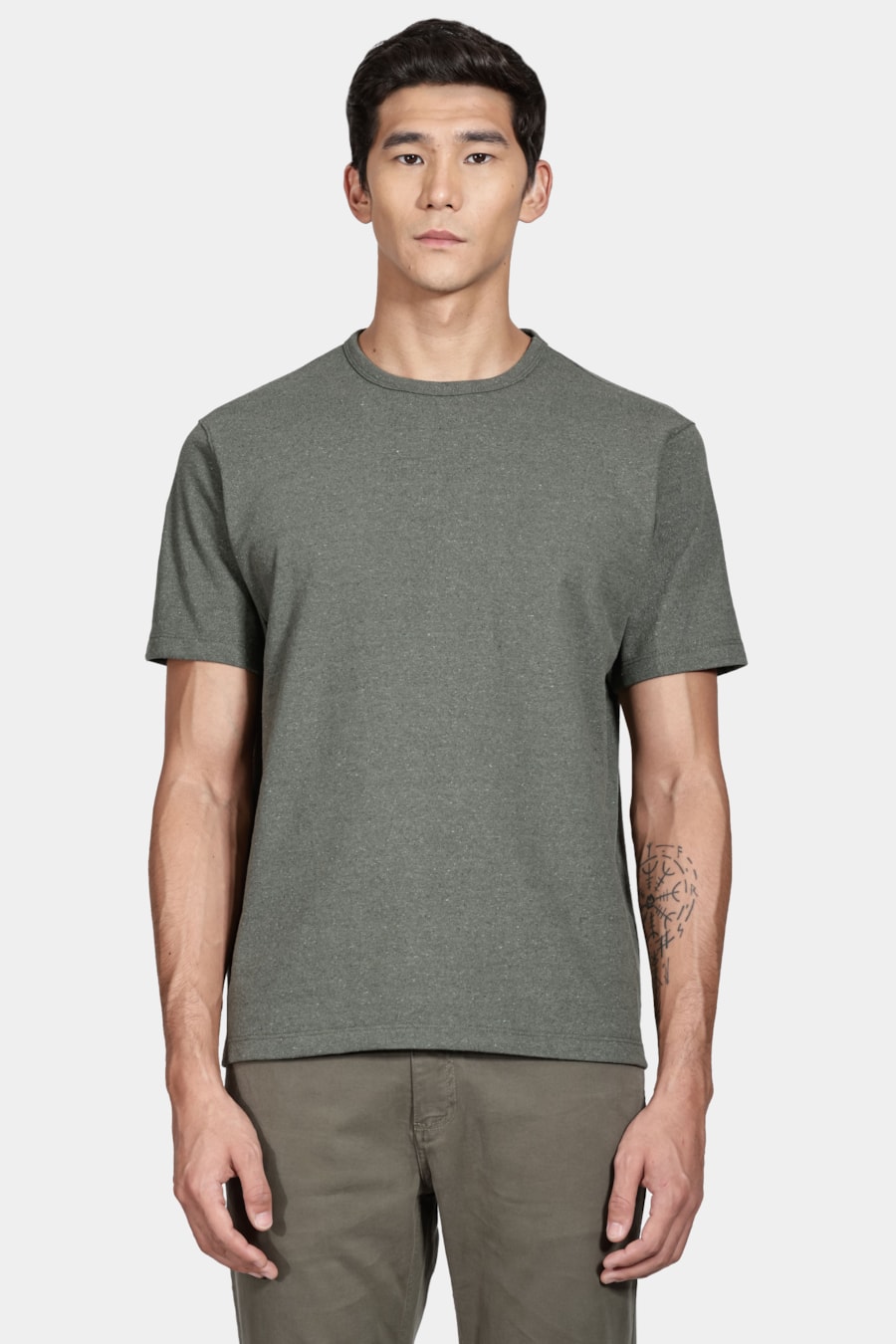 Camiseta Manga Curta Palmeira Verde Militar — foto 1 de 4