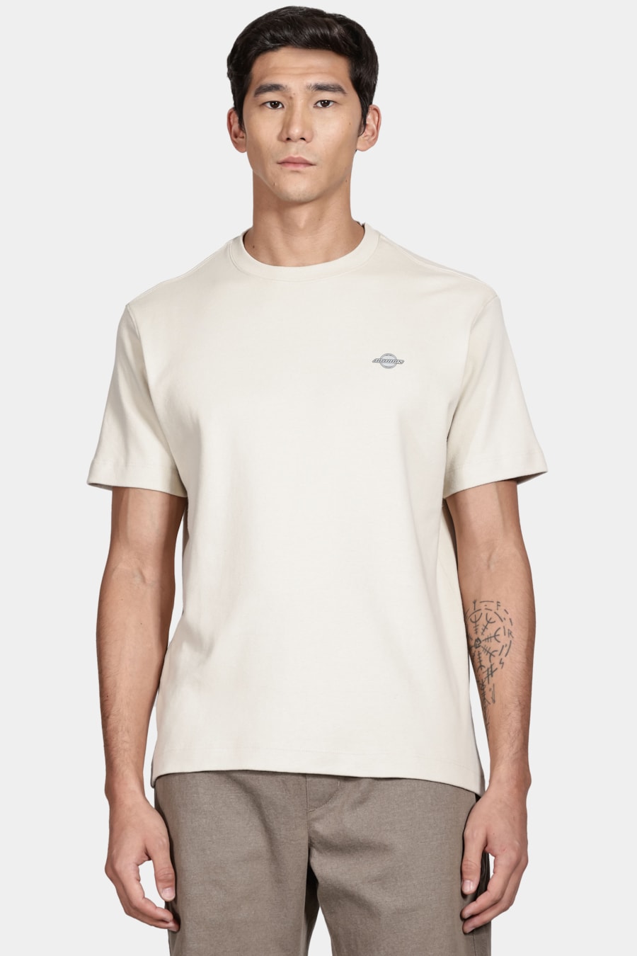 Camiseta Manga Curta Patch Areia — foto 1 de 4