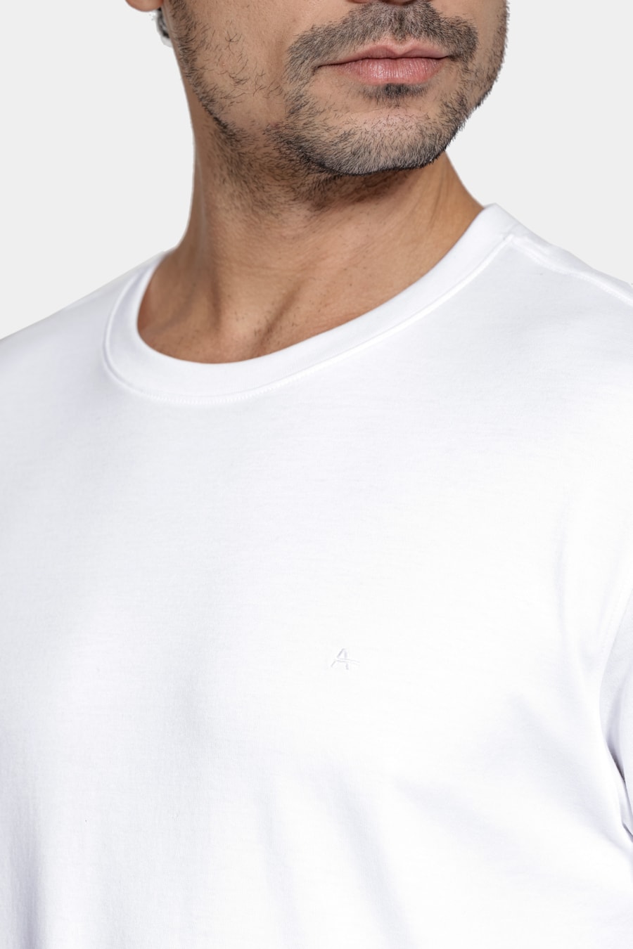 Camiseta Manga Curta Pima Básica Branco — foto 3 de 5