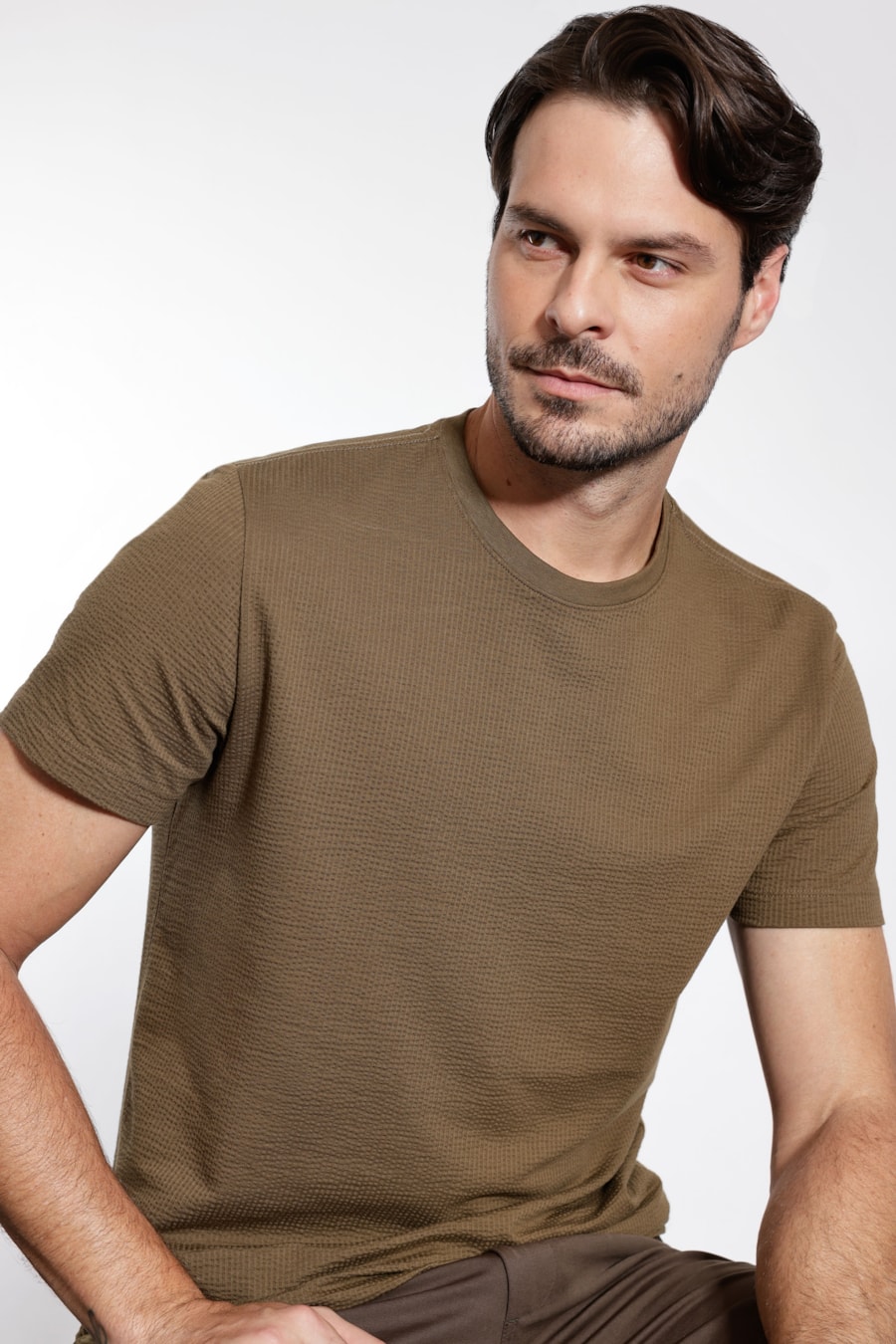 Camiseta Manga Curta Pima Performing Elastic Wave Verde Militar — foto 3 de 5