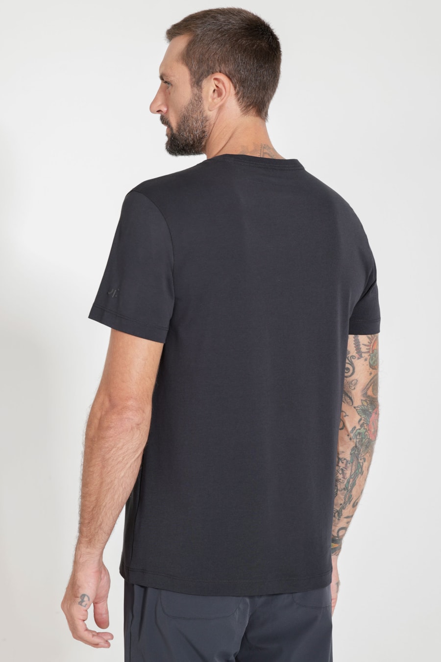 Camiseta Manga Curta Pima Performing Preto — foto 3 de 4