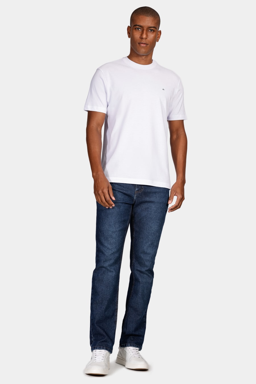 Camiseta Manga Curta Piquet Clássica Branco — foto 2 de 4