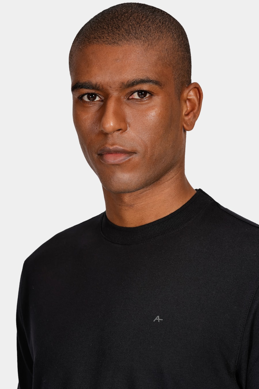 Camiseta Manga Curta Piquet Clássica Preto — foto 3 de 4