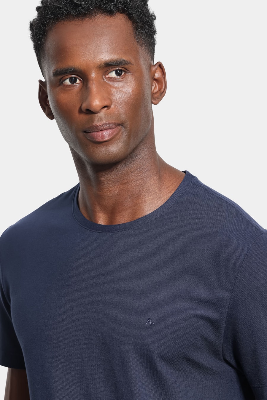 Camiseta Manga Curta Piquet Comfort Navy — foto 3 de 5