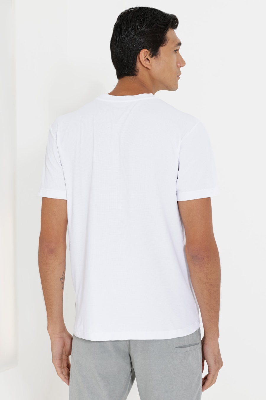 Camiseta Manga Curta Piquet Everyday Branco — foto 4 de 5