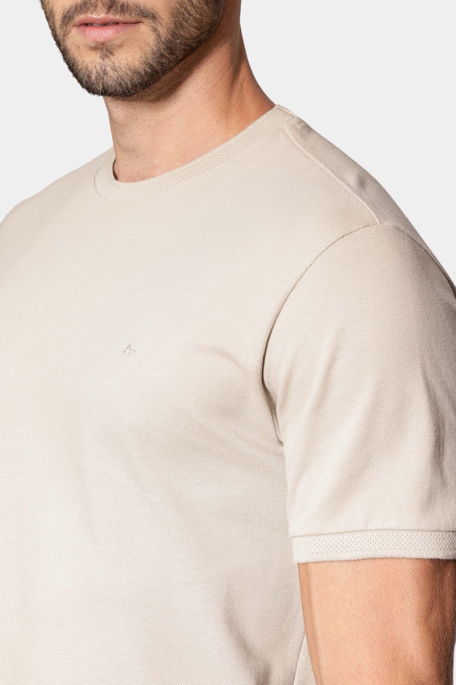 Camiseta Manga Curta Piquet Gola Jacquard Palha 117 — foto 3 de 6