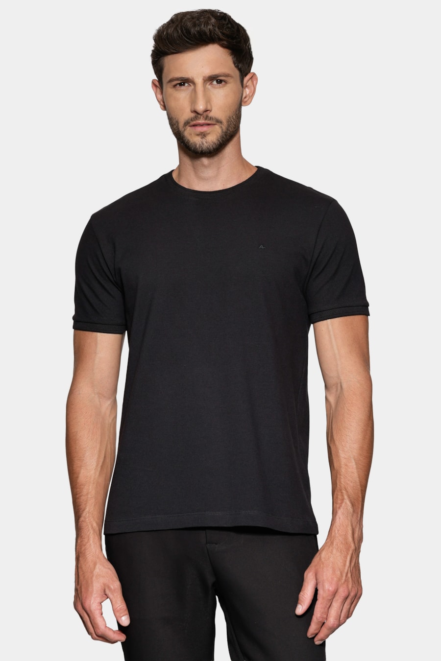 Camiseta Manga Curta Piquet Gola Jacquard Preto — foto 1 de 6