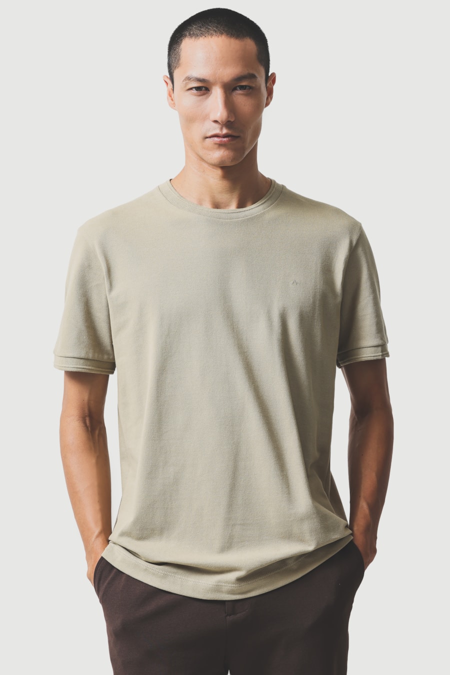 Camiseta Manga Curta Piquet Gola Relevo Deserto 118 — foto 1 de 6