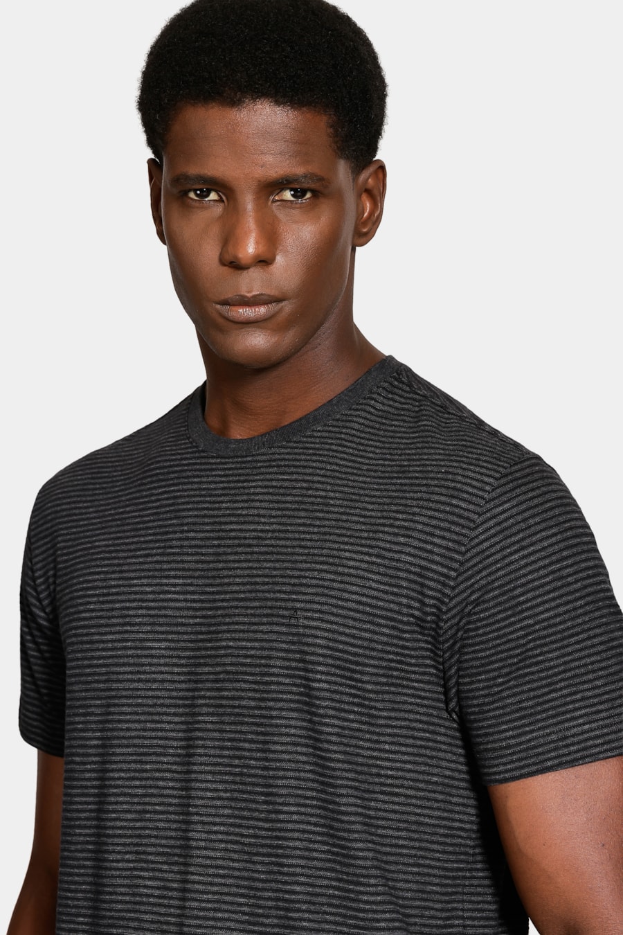Camiseta Manga Curta Piquet Jacquard Preto — foto 3 de 5