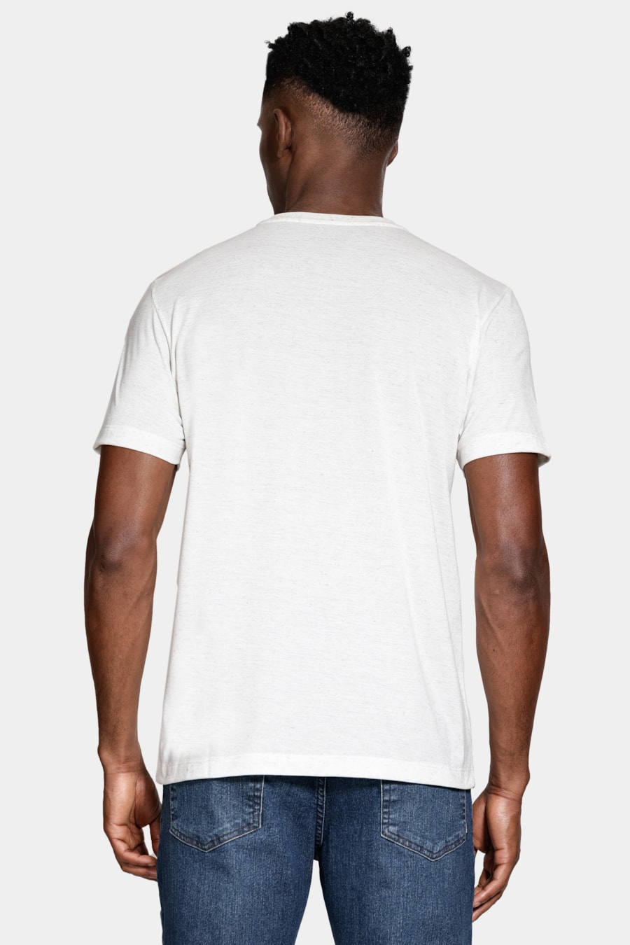 Camiseta Manga Curta Portuguesa em Blend de Linho Natural — foto 4 de 5