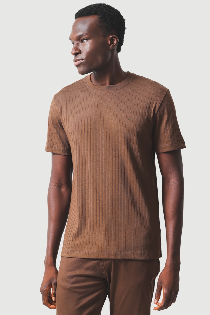 Camiseta Manga Curta Rib em Algodão Cacau 118