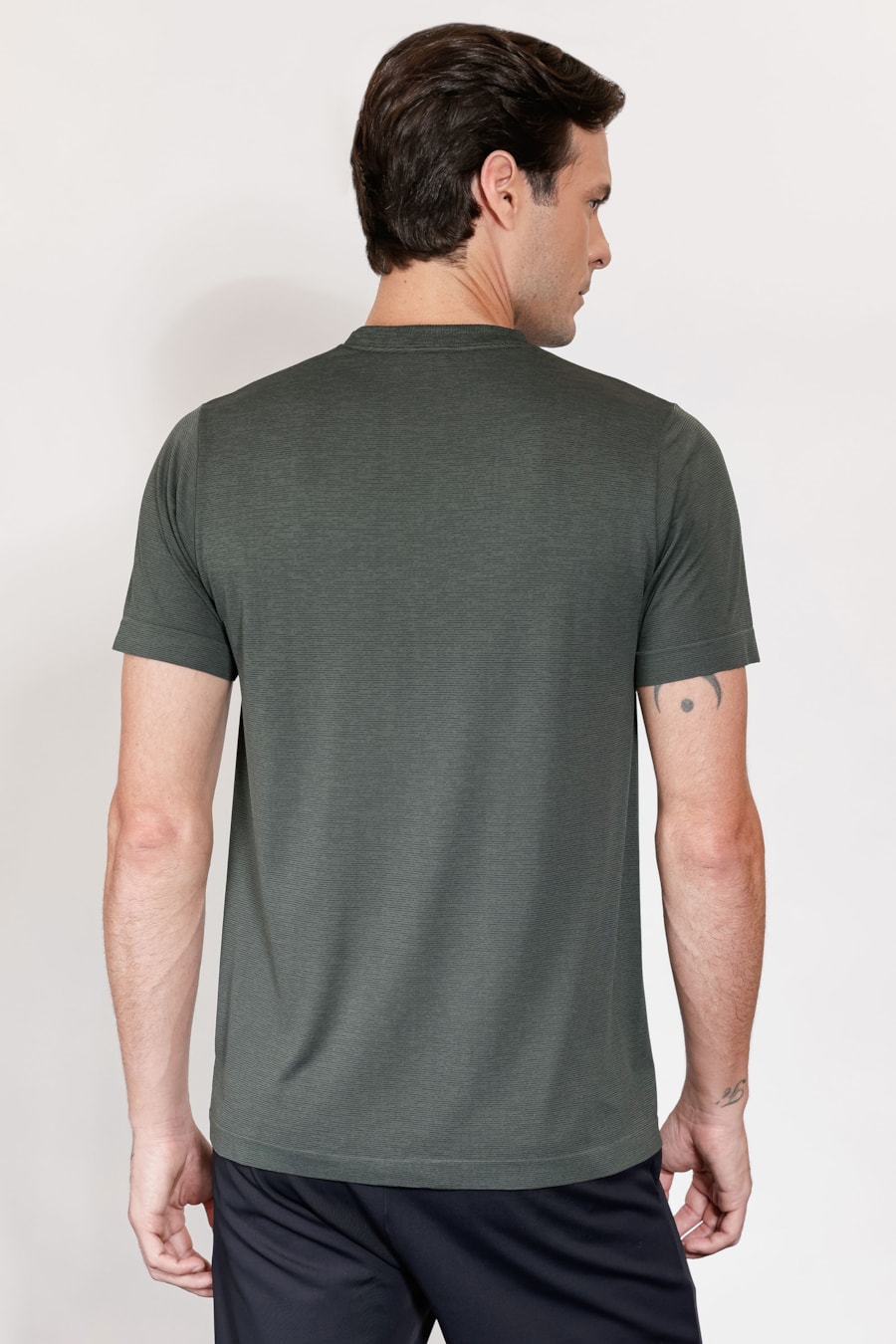 Camiseta Manga Curta Seamless Verde — foto 4 de 5