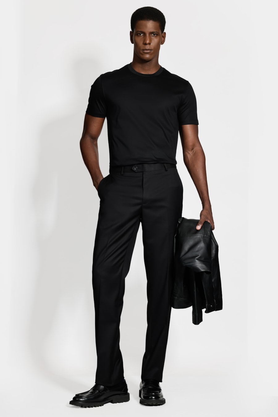 Camiseta Manga Curta Silk Blend Modal Preto — foto 2 de 6