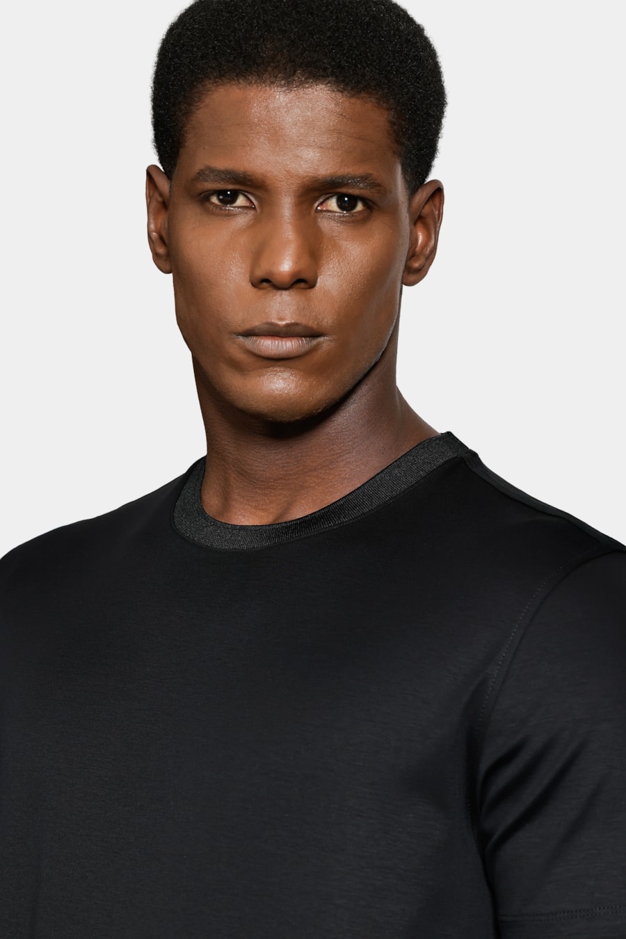 Camiseta Manga Curta Silk Blend Modal Preto — foto 3 de 6