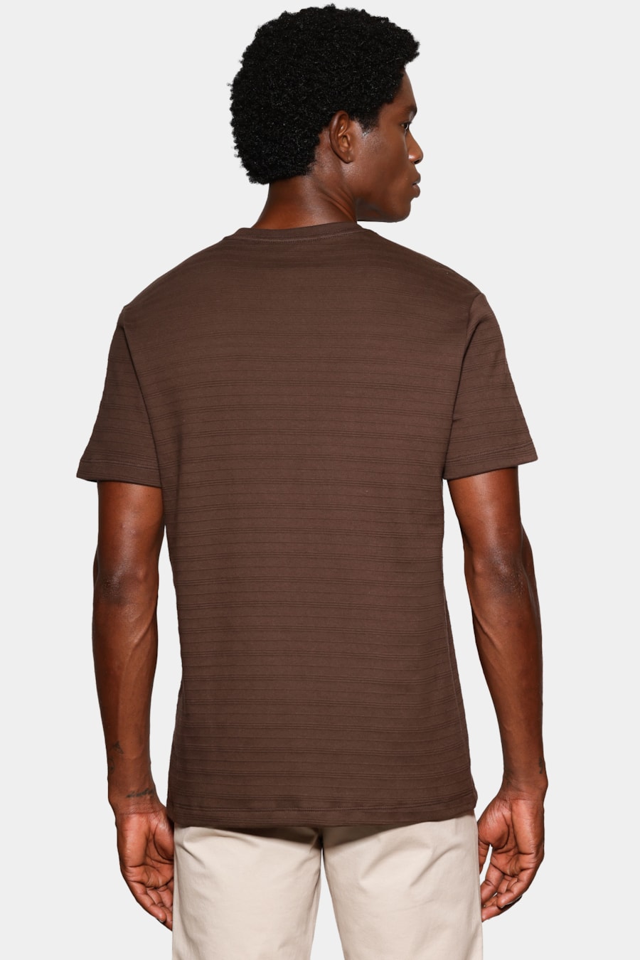 Camiseta Manga Curta Suedine Canelado Chocolate — foto 4 de 5
