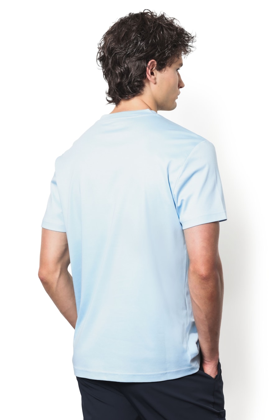 Camiseta Manga Curta Tencel Soft Azul Claro — foto 4 de 5