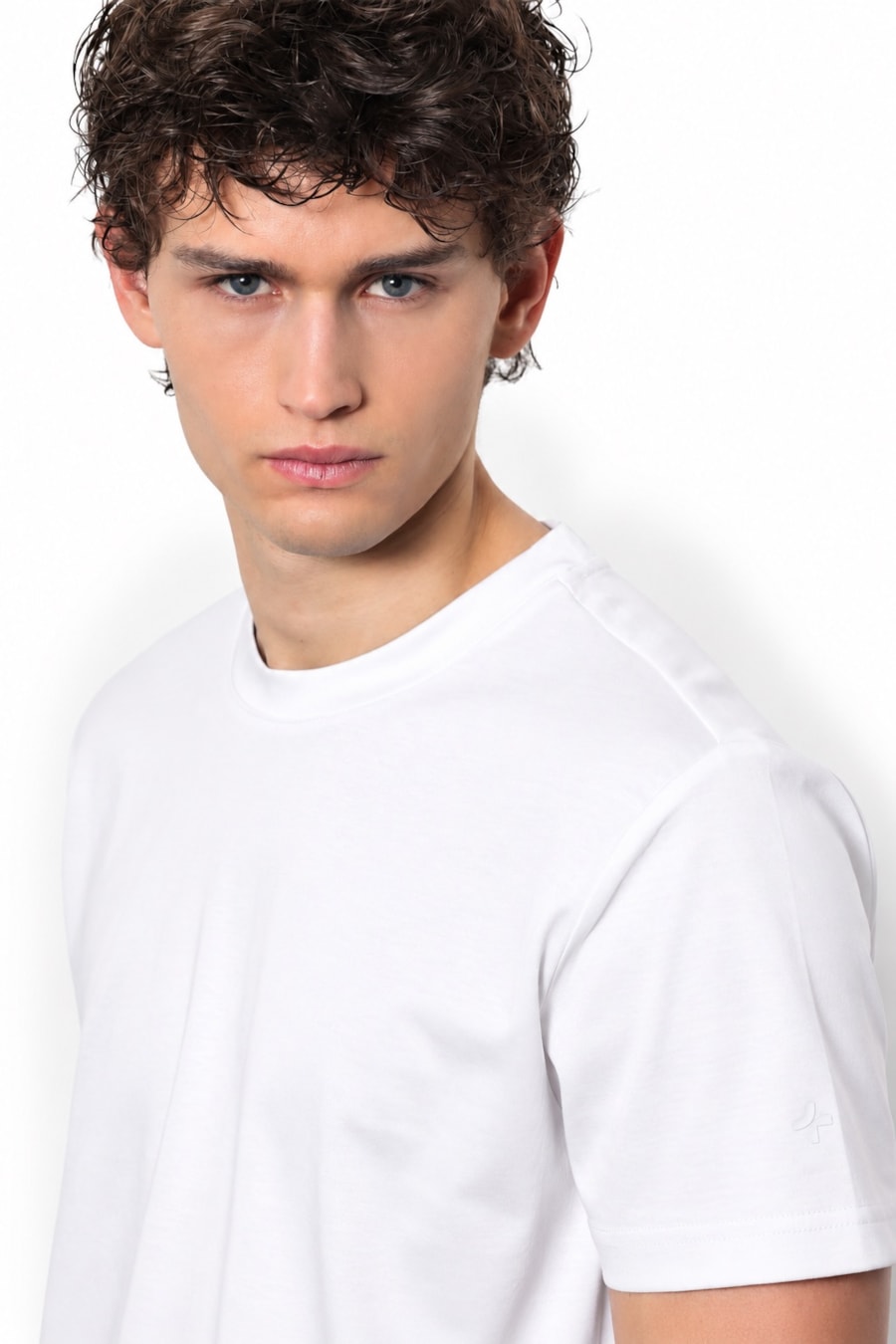 Camiseta Manga Curta Tencel Soft Branco — foto 3 de 5
