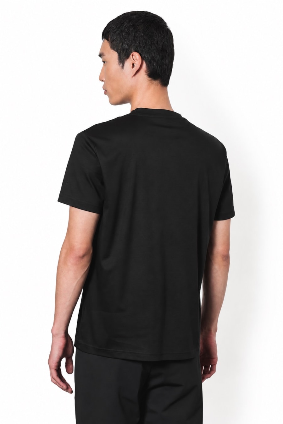 Camiseta Manga Curta Tencel Soft Preto — foto 4 de 5