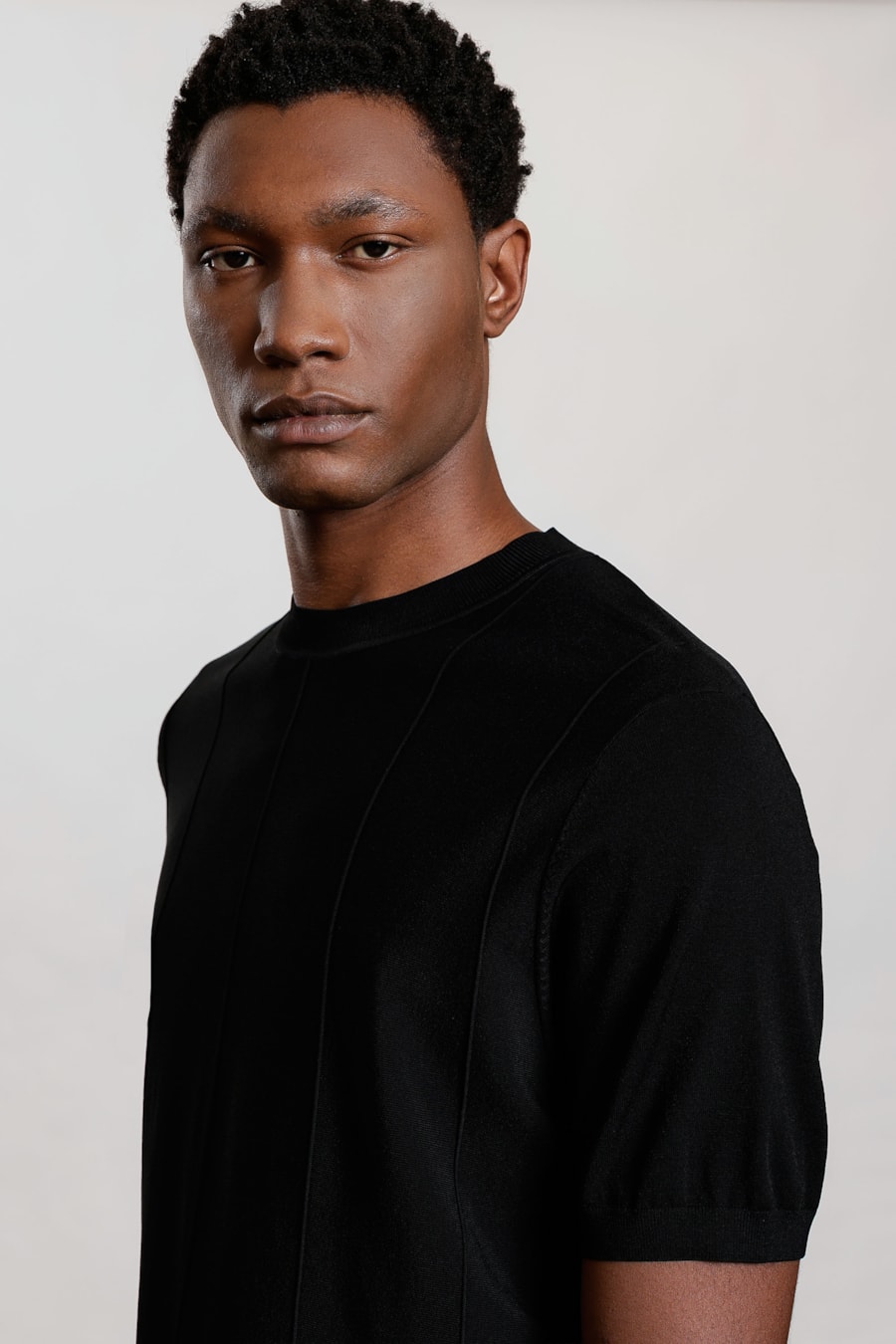 Camiseta Manga Curta Tricot Rayon Jacquard Preto — foto 3 de 6