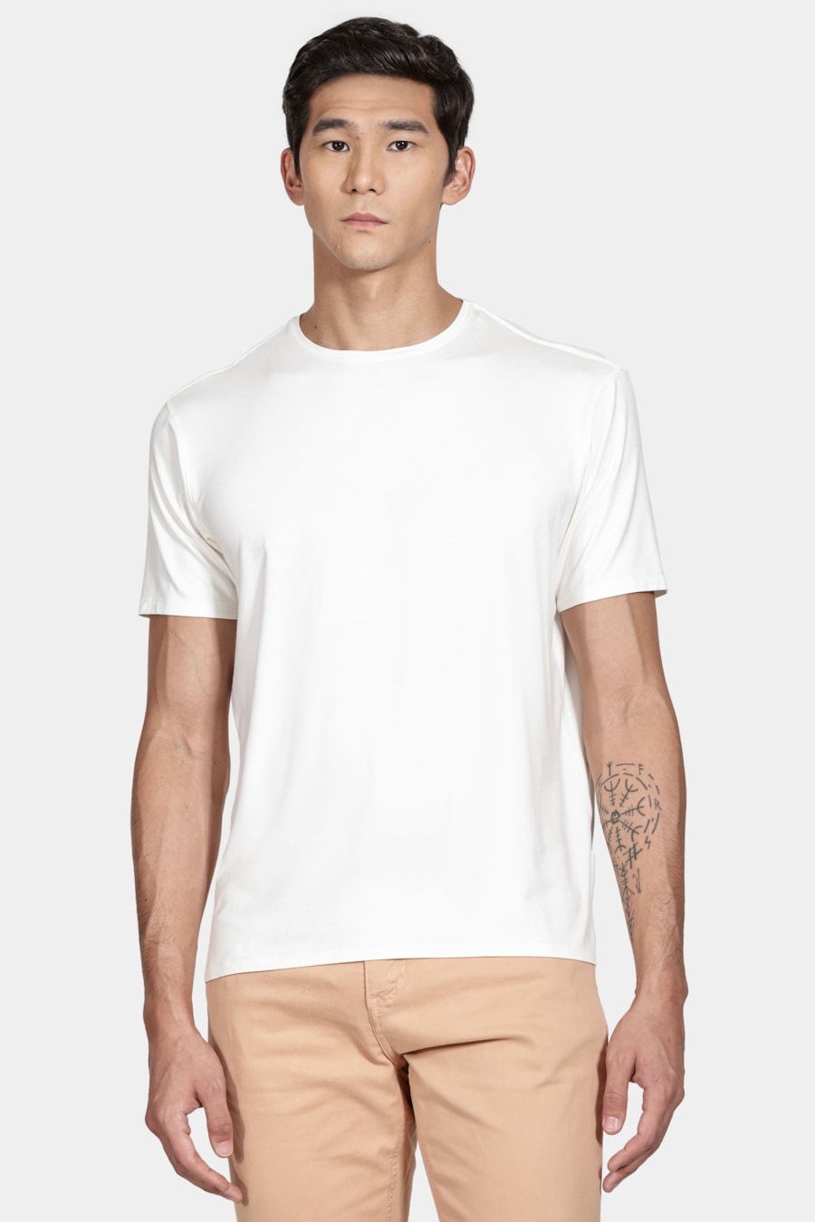 Camiseta Manga Curta Viscolycra Off White — foto 1 de 5