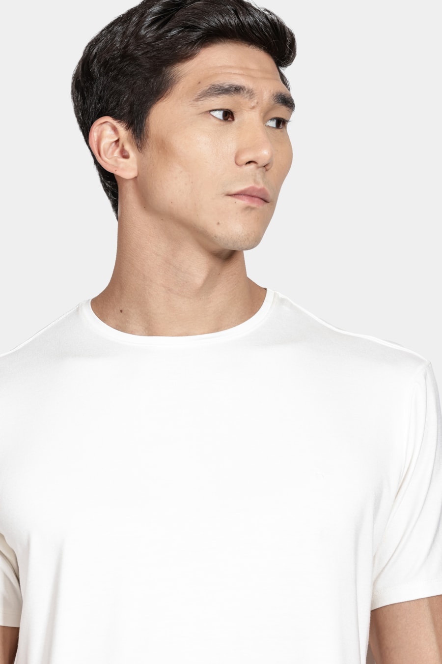 Camiseta Manga Curta Viscolycra Off White — foto 3 de 5