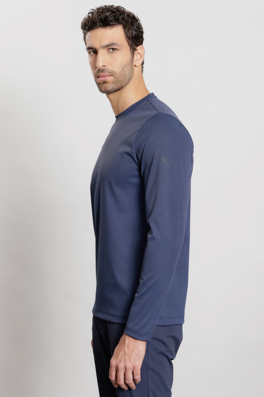 Camiseta Manga Longa Rib Flex Azul Forte — foto 2 de 6