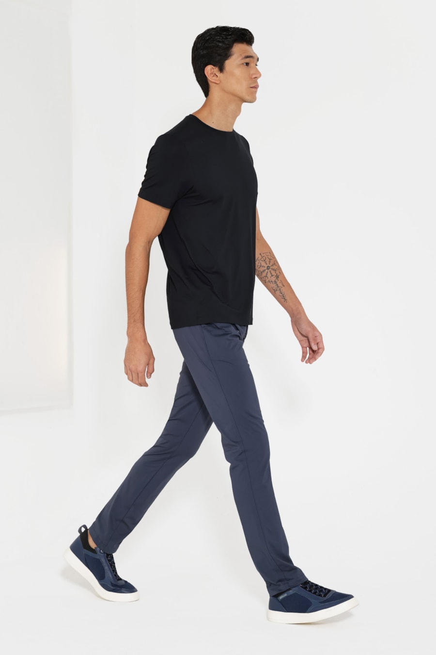 Camiseta Modal Everyday Preto — foto 2 de 5