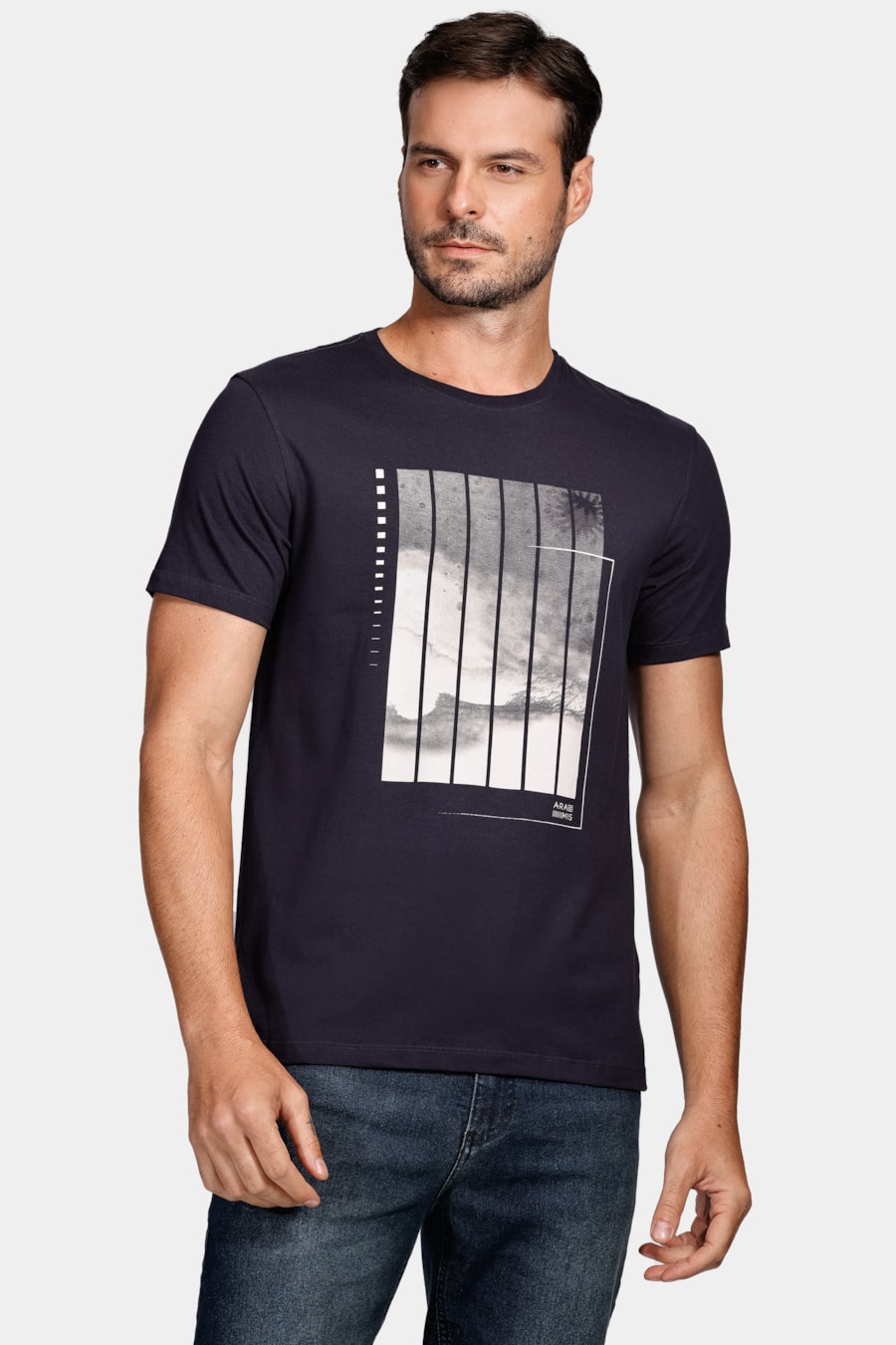 Camiseta Oceano Barcode Fotografia Marinho — foto 1 de 4