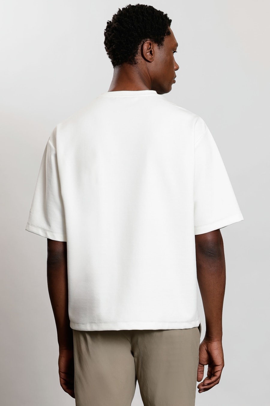 Camiseta Oversize Malha Dupla Branco Polar — foto 4 de 5