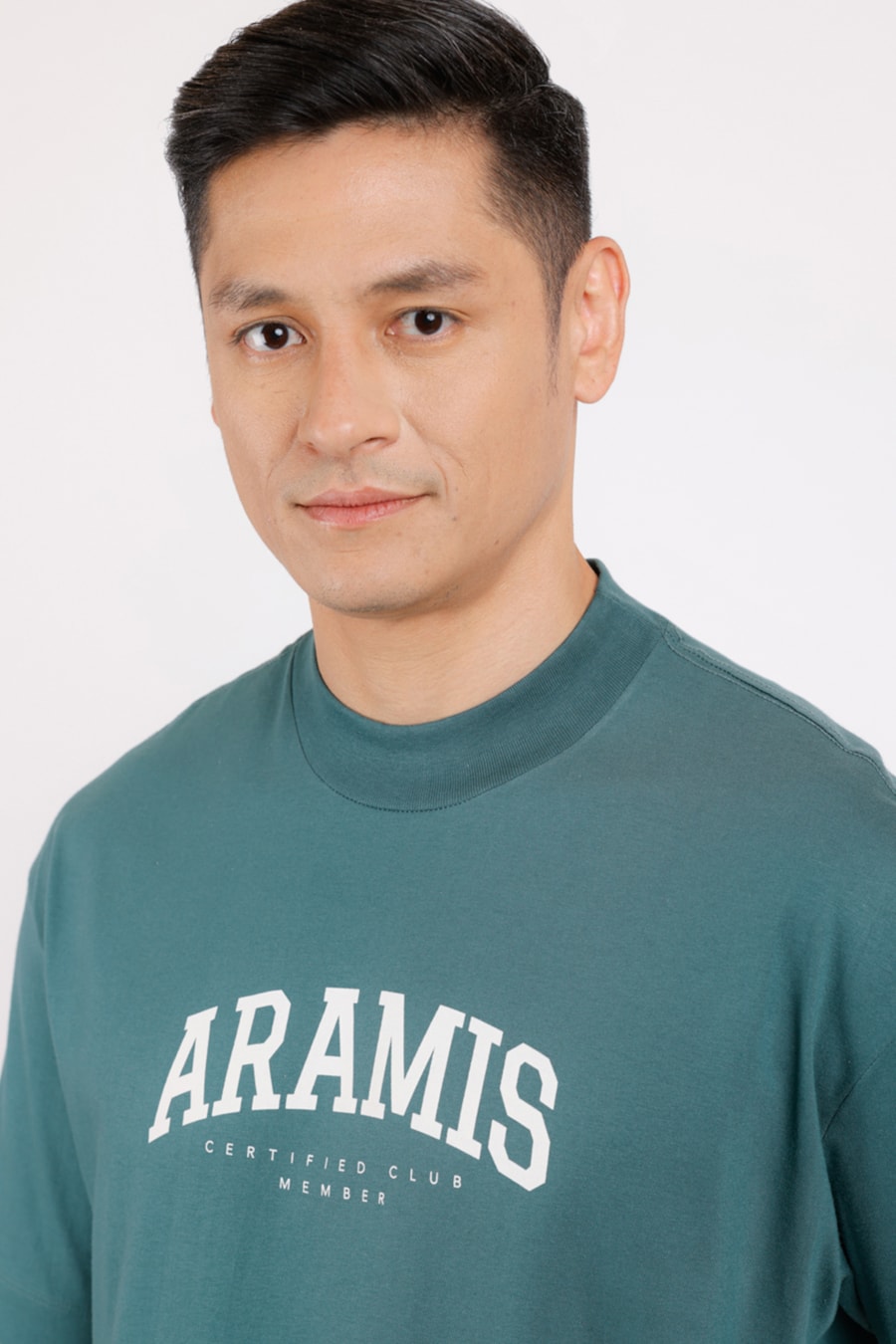 Camiseta Oversized Aramis College Verde Esmeralda — foto 1 de 2