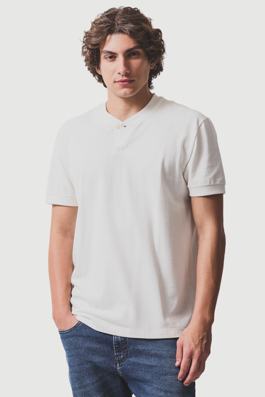 Camiseta Piquet Gola Portuguesa Off White — foto 1 de 5