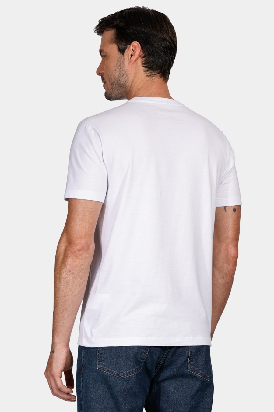 Camiseta Regular Manga Curta Maquinetada Branco — foto 4 de 4