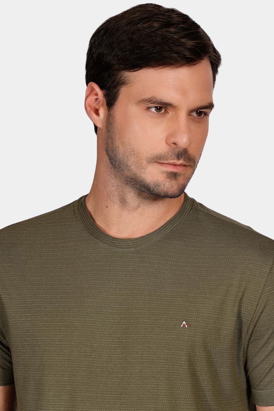 Camiseta Regular Manga Curta Maquinetada Verde Militar — foto 3 de 4