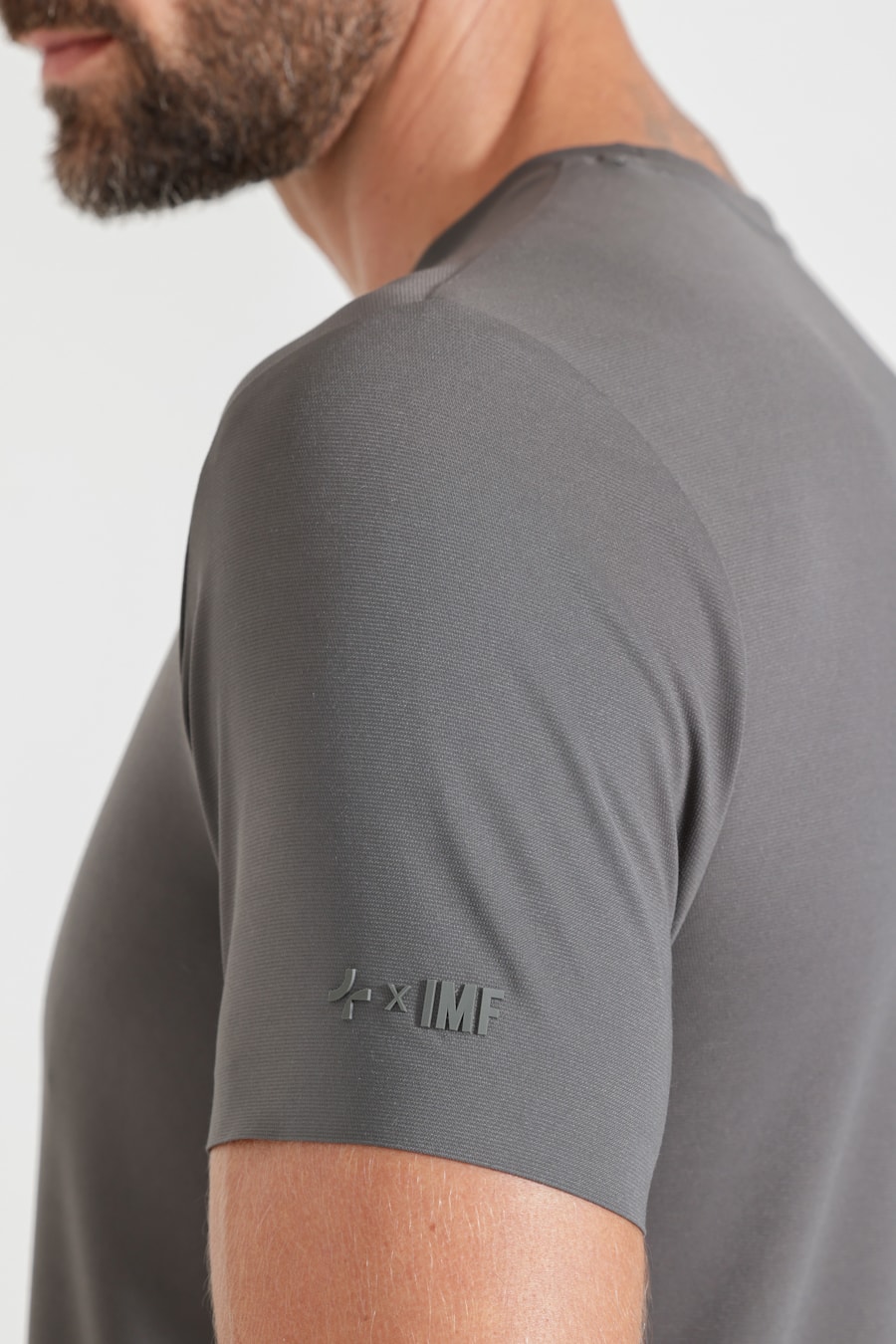 Camiseta Seamless Missão Impossível Cinza Grafite — foto 3 de 5
