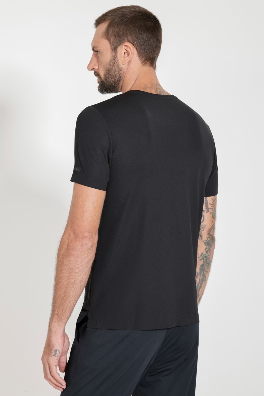 Camiseta Seamless Missão Impossível Preto — foto 4 de 5