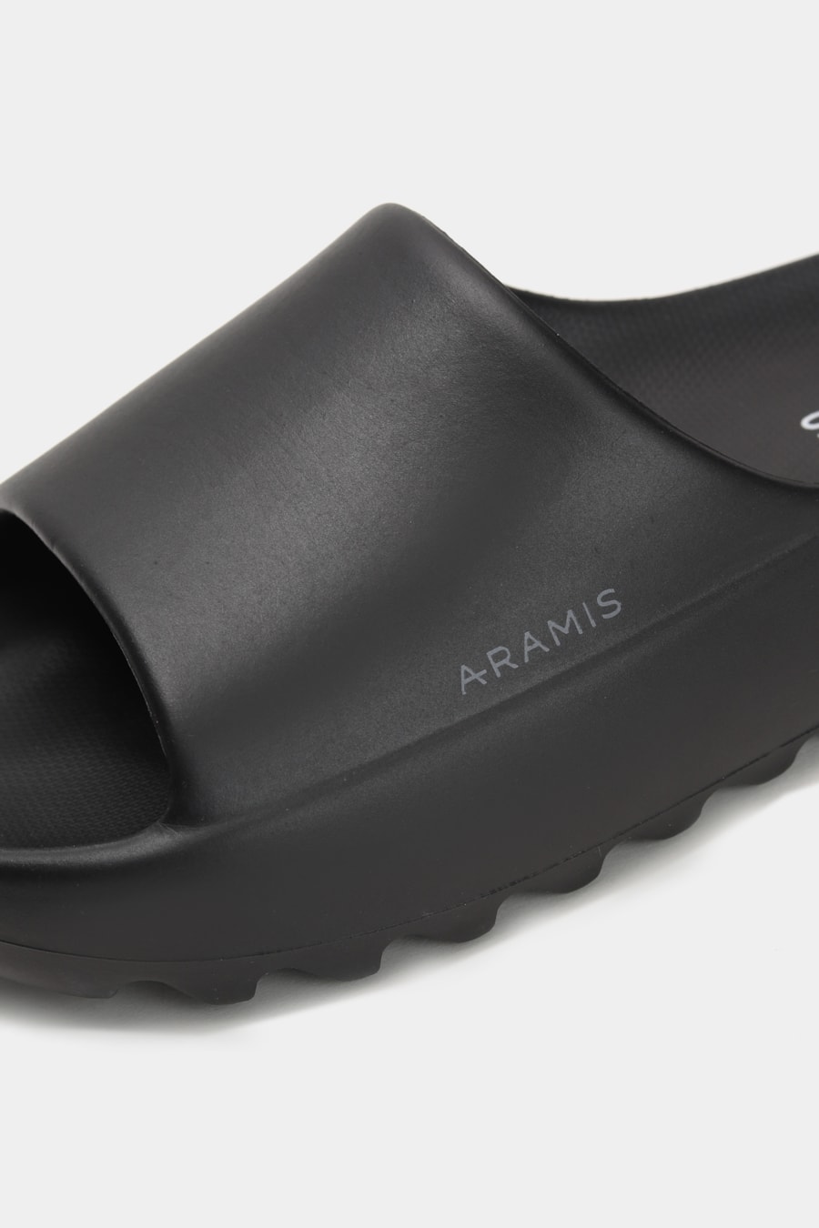 Chinelo Aramis Ultra Soft Preto — foto 6 de 6