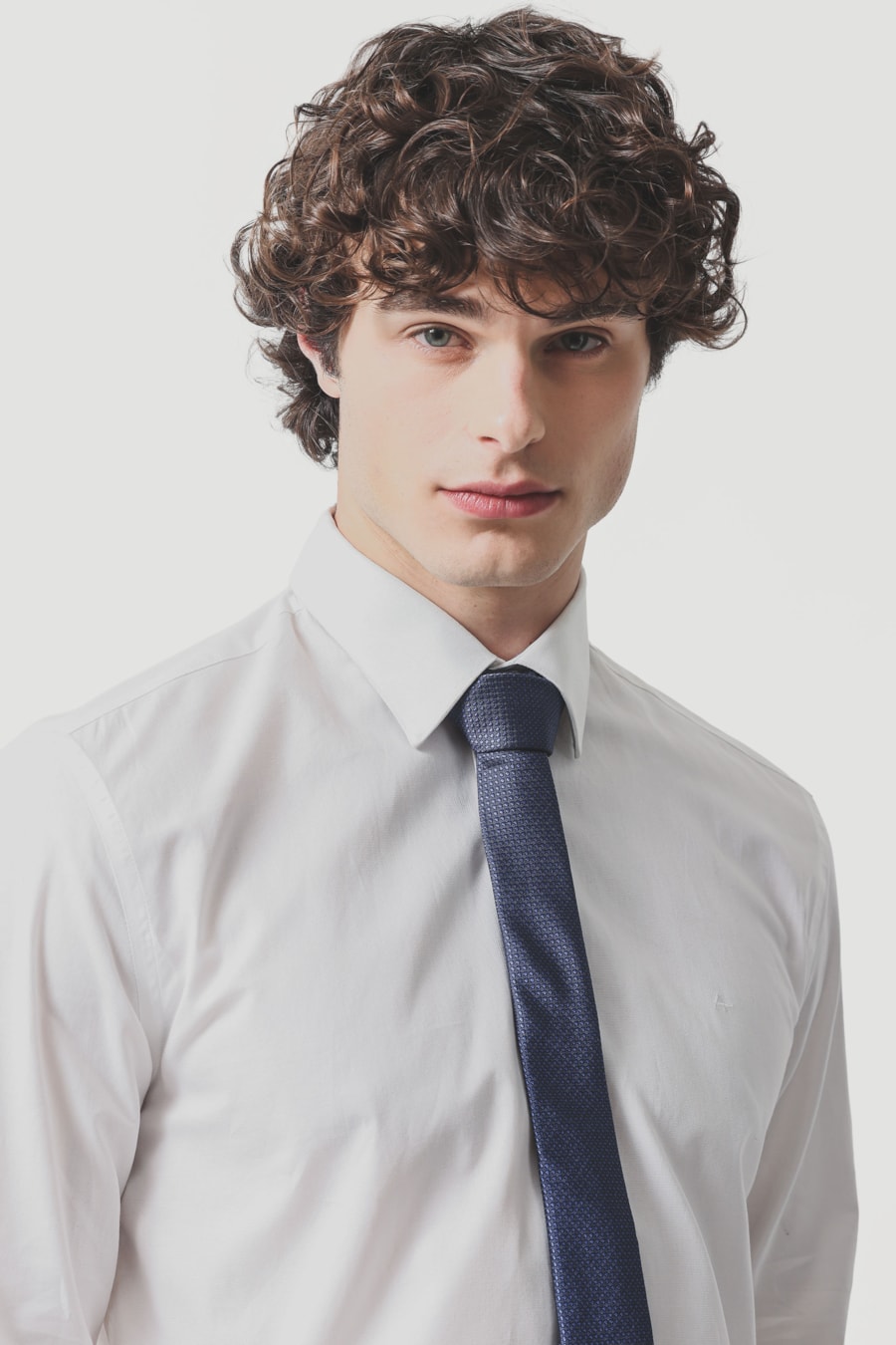 Gravata Aramis Seda Zayn Azul Medio — foto 2 de 4