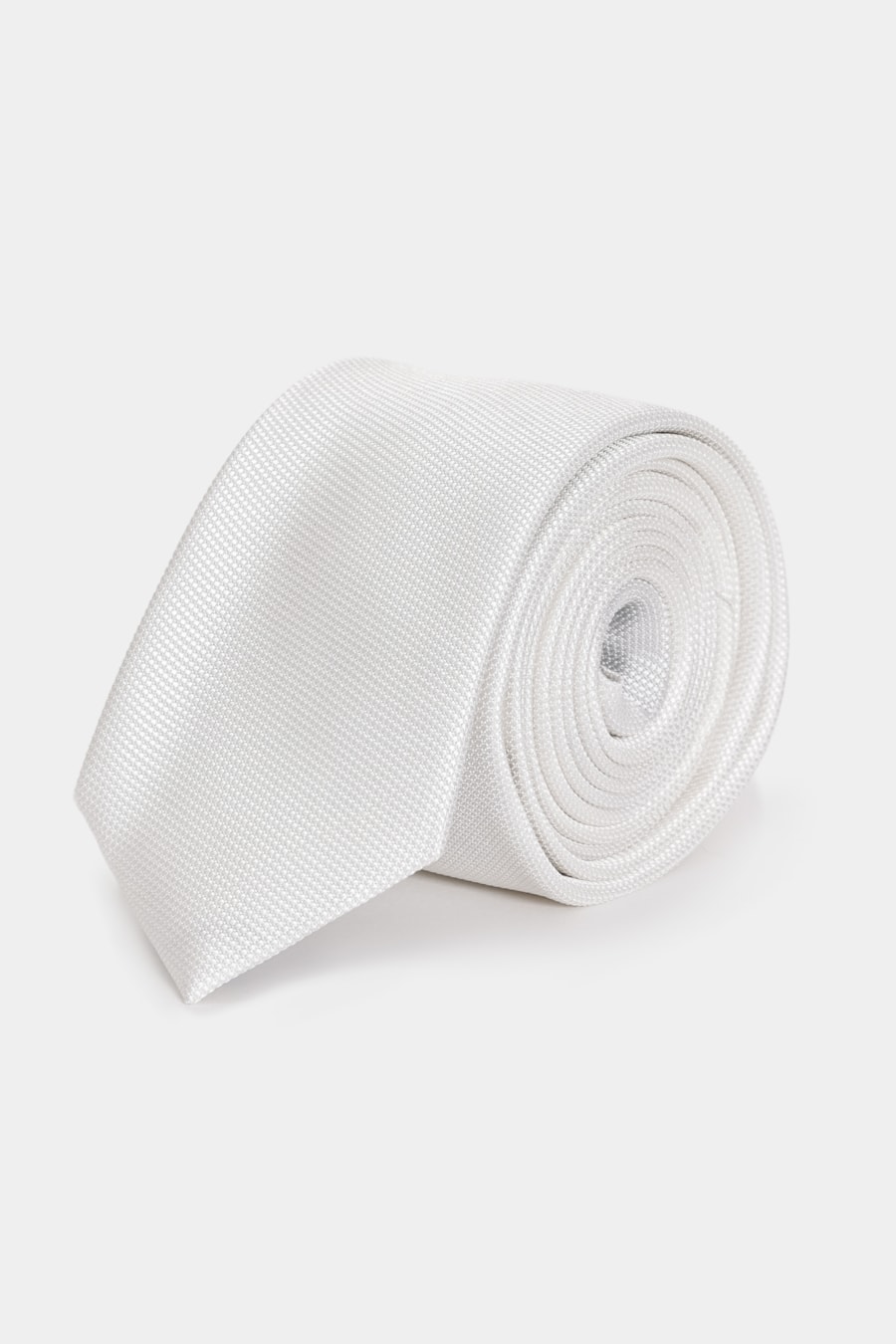 Gravata Falso Liso 6 Cm Off White — foto 1 de 4