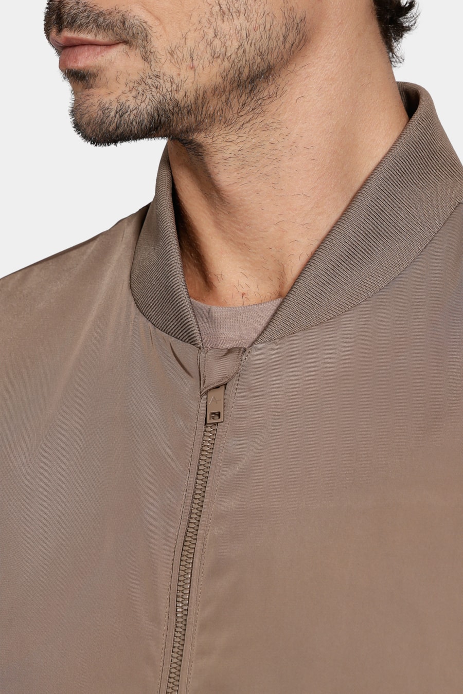 Jaqueta Bomber Nylon Liquid Repeller Charuto — foto 3 de 7
